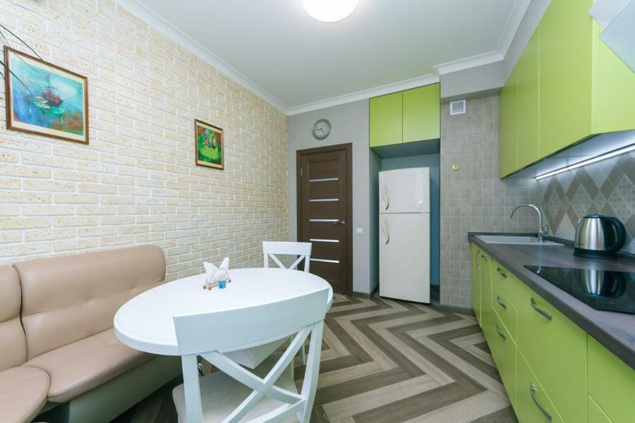 Apartmant In Kpi З Двома Спальнями Kiev Esterno foto