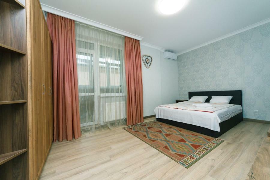 Apartmant In Kpi З Двома Спальнями Kiev Esterno foto